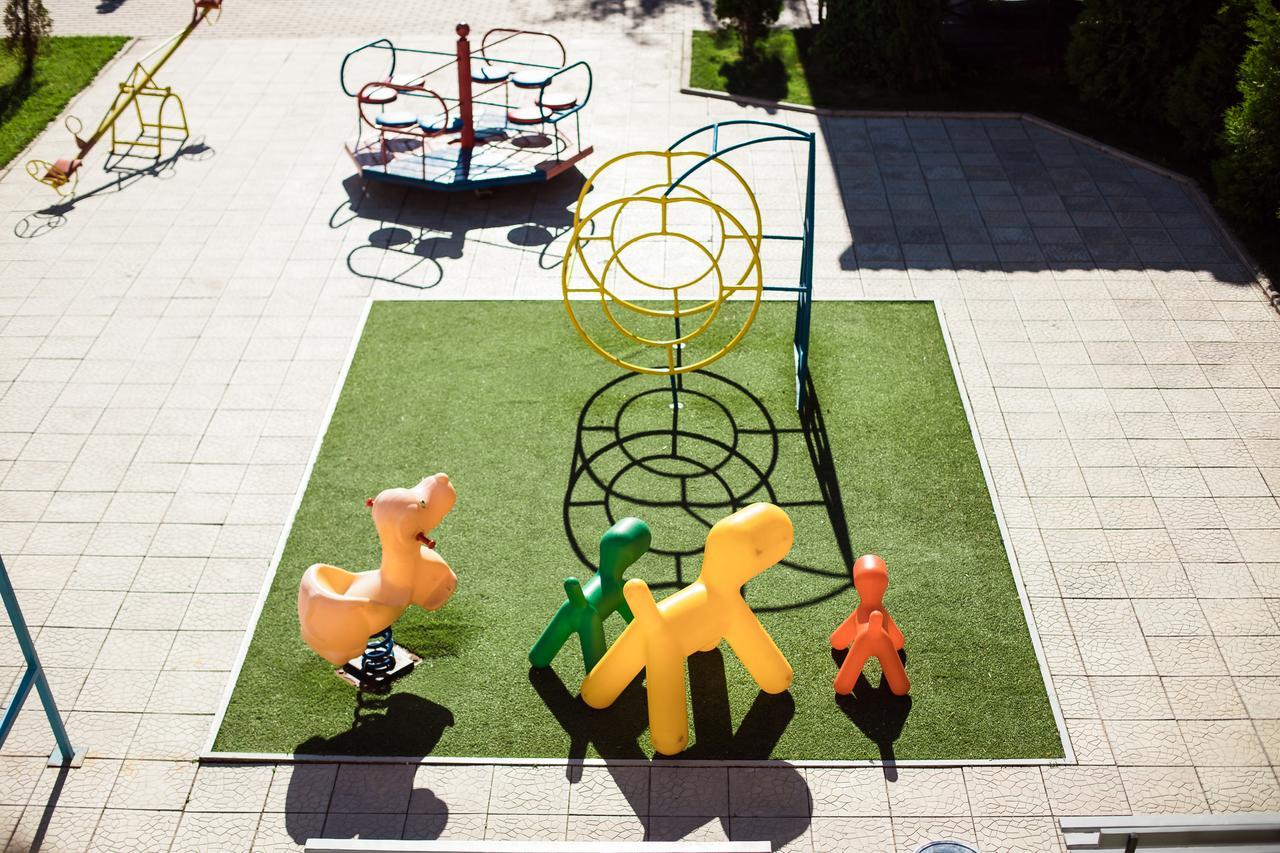 Picnic Park Hotel Shenggeldi ภายนอก รูปภาพ